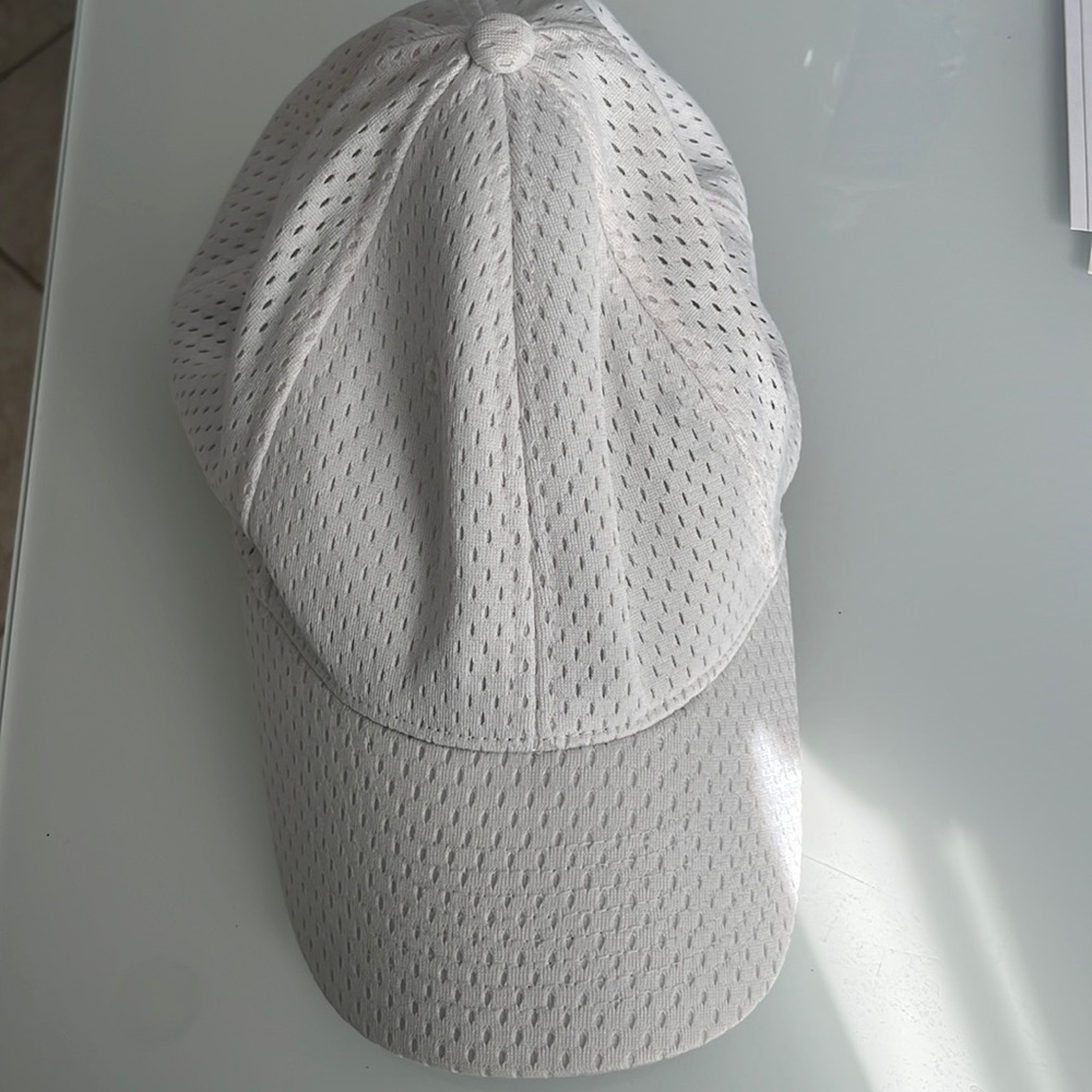 White used S/M my fit cap